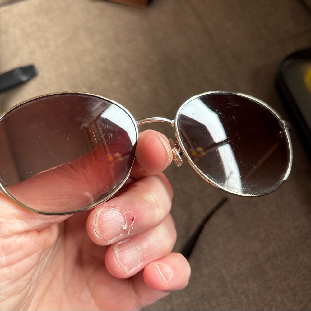 COACH Shiny Light  Gold 56mm ROUND Plum Brown Gradient Womens Sunglass HC 7125 - Picture 7 of 7